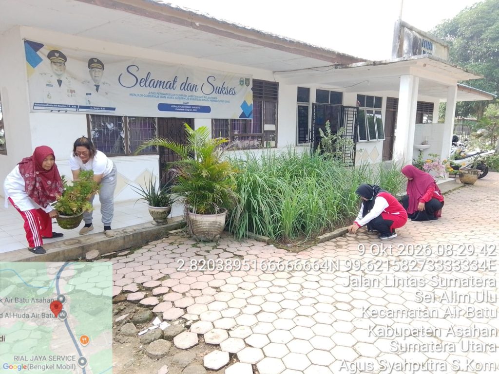Usai Apel Pagi, Puskesmas Air Batu Laksanakan Kegiatan ASRI untuk Wujudkan Lingkungan Kerja yang Bersih, Sehat, dan Nyaman
